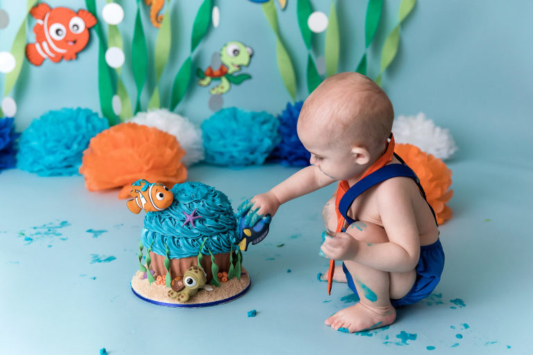 Finding Nemo (Under the Sea) - Decorated Cake by Lulu Goh - CakesDecor