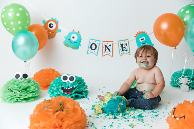 The Monster Smash!  | Waco Cake Smash Photographer